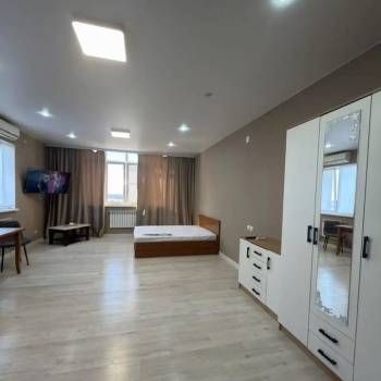 Сдается 1-комнатная квартира, 50 м²