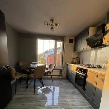 Сдается Дом, 240 м²