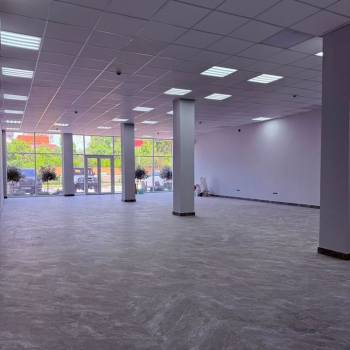 Сдается Нежилое помещение, 272 м²