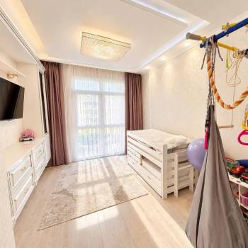 Сдается Многокомнатная квартира, 100 м²