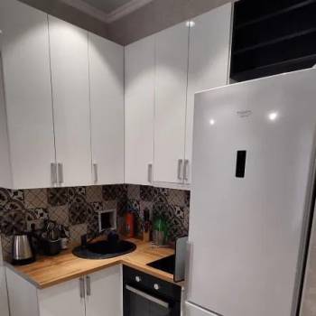 Сдается 1-комнатная квартира, 54 м²