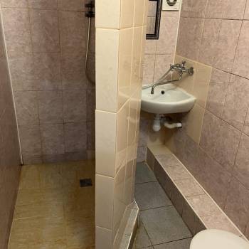 Сдается Многокомнатная квартира, 80 м²