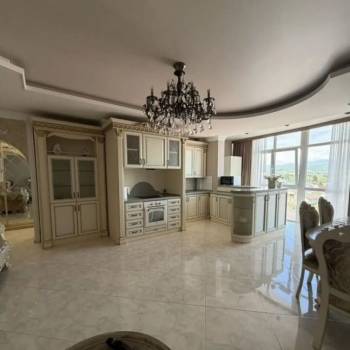 Продается 3-х комнатная квартира, 85 м²