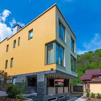 Продается Дом, 380 м²