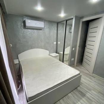 Продается 1-комнатная квартира, 35 м²