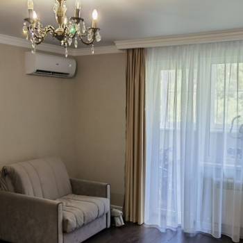 Продается 1-комнатная квартира, 47 м²