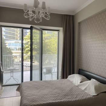 Сдается 1-комнатная квартира, 50 м²