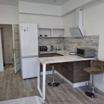 Продается 1-комнатная квартира, 27 м²