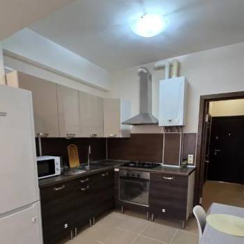 Сдается 1-комнатная квартира, 55 м²