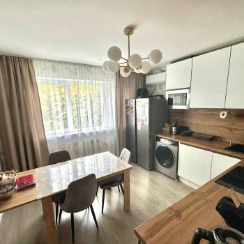 Продается 3-х комнатная квартира, 92 м²