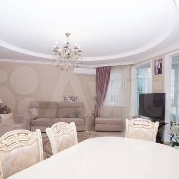 Продается Многокомнатная квартира, 170 м²