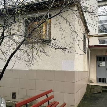 Продается Многокомнатная квартира, 75 м²