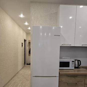 Продается 1-комнатная квартира, 37 м²