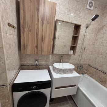 Продается 1-комнатная квартира, 47 м²