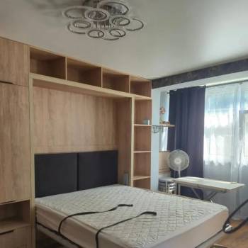 Сдается 1-комнатная квартира, 37 м²