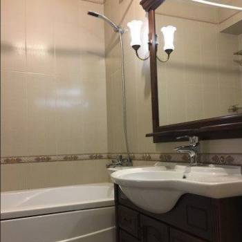 Продается Многокомнатная квартира, 76 м²