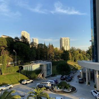 Продается 1-комнатная квартира, 94 м²
