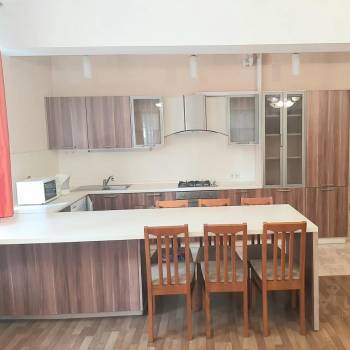 Продается 2-х комнатная квартира, 70 м²