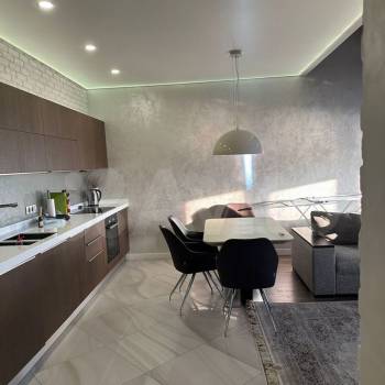 Продается 2-х комнатная квартира, 56 м²