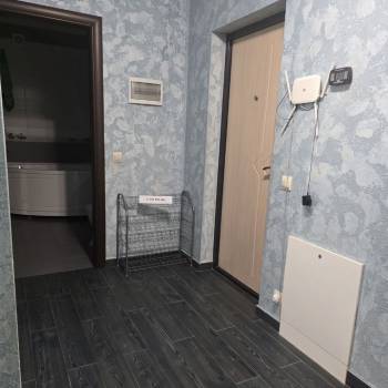 Продается 1-комнатная квартира, 48 м²