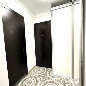 Продается 1-комнатная квартира, 50 м²