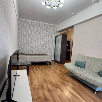 Сдается 1-комнатная квартира, 48 м²