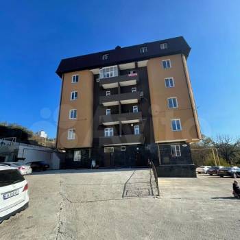 Продается 1-комнатная квартира, 70,6 м²