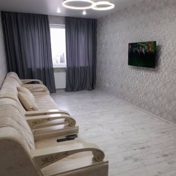 Сдается 2-х комнатная квартира, 75 м²