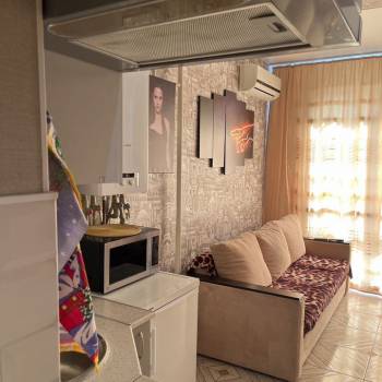 Продается 1-комнатная квартира, 18 м²