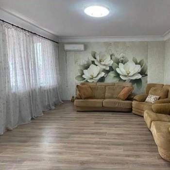 Продается Дом, 215 м²
