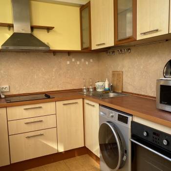 Сдается 2-х комнатная квартира, 65 м²
