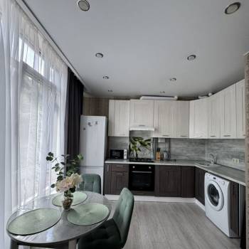 Сдается 1-комнатная квартира, 49,1 м²
