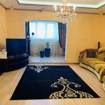 Продается 2-х комнатная квартира, 130 м²