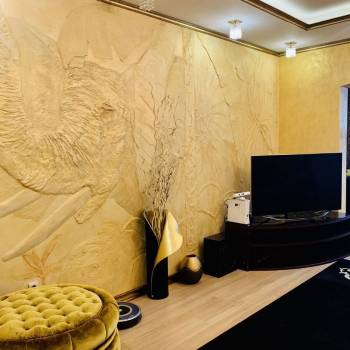 Продается 2-х комнатная квартира, 130 м²