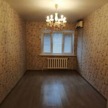 Продается Многокомнатная квартира, 77,8 м²