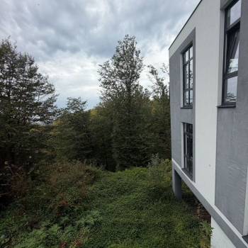 Продается Дом, 180 м²