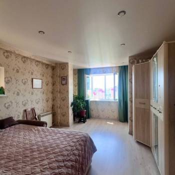 Продается 3-х комнатная квартира, 80 м²
