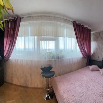 Продается 1-комнатная квартира, 37 м²