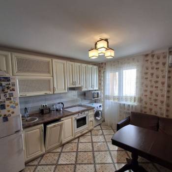 Продается 2-х комнатная квартира, 56 м²