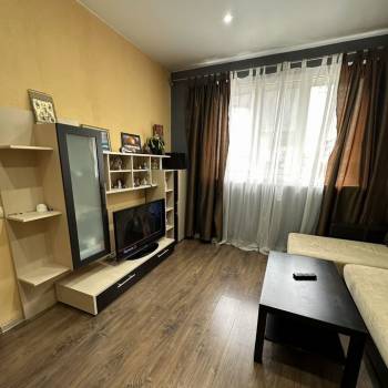 Продается 1-комнатная квартира, 30 м²