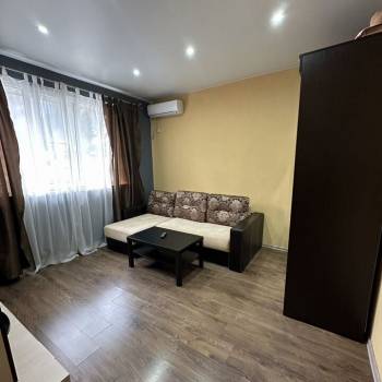 Продается 1-комнатная квартира, 30 м²