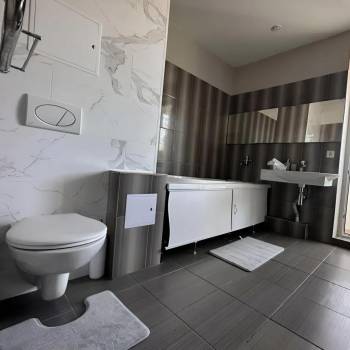 Продается 2-х комнатная квартира, 65 м²