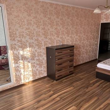 Сдается 1-комнатная квартира, 42 м²