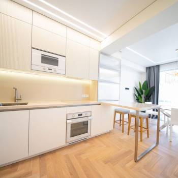 Продается 2-х комнатная квартира, 59 м²