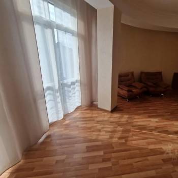 Продается 2-х комнатная квартира, 73,3 м²