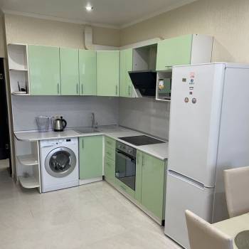 Сдается 1-комнатная квартира, 50 м²