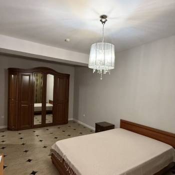 Сдается 2-х комнатная квартира, 78 м²