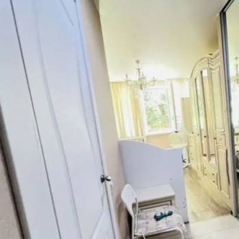 Продается 1-комнатная квартира, 18 м²