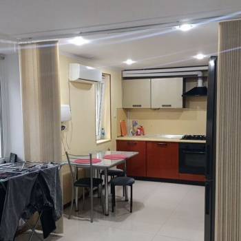 Продается 1-комнатная квартира, 43 м²