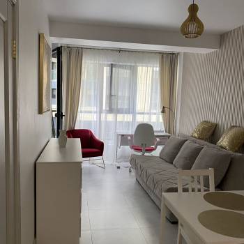 Продается 1-комнатная квартира, 36 м²